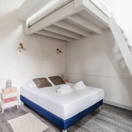Townhouse With Garden 100m From Place Morny * Довиль